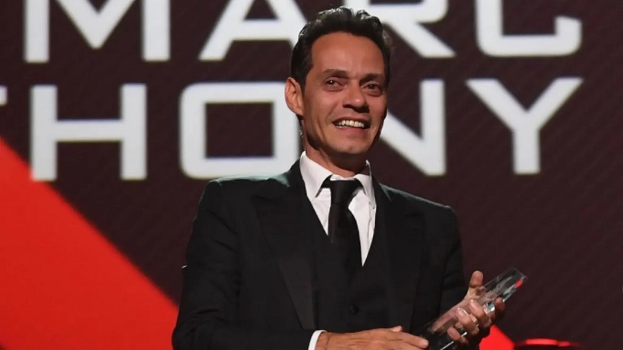 Marc Anthony oficializa su apoyo a Kamala Harris