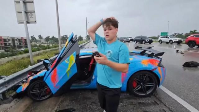 Youtuber choca en vivo carrazo McLaren 570S de 200 mil dólares