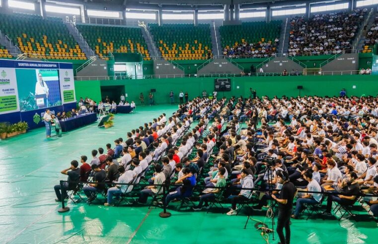 Tres mil jóvenes meridanos comprometidos con su país asisten al sorteo de conscriptos