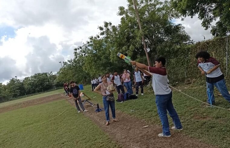 Alumnos del CBTis 120 logran el segundo lugar en cohetes propulsados por agua