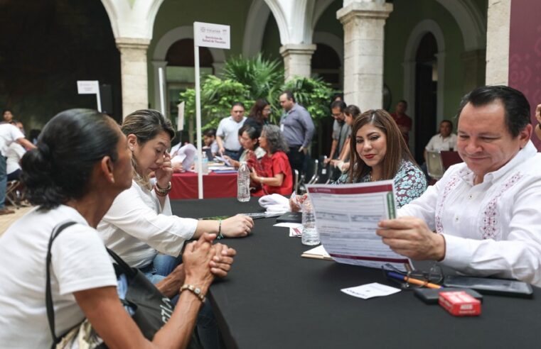 Los yucatecos son atendidos por Díaz Mena en la segunda jornada de Audiencias con el Pueblo