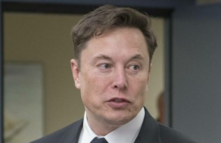 Musk, el más rico del mundo y primero en alcanzar una fortuna de 400 mmdd