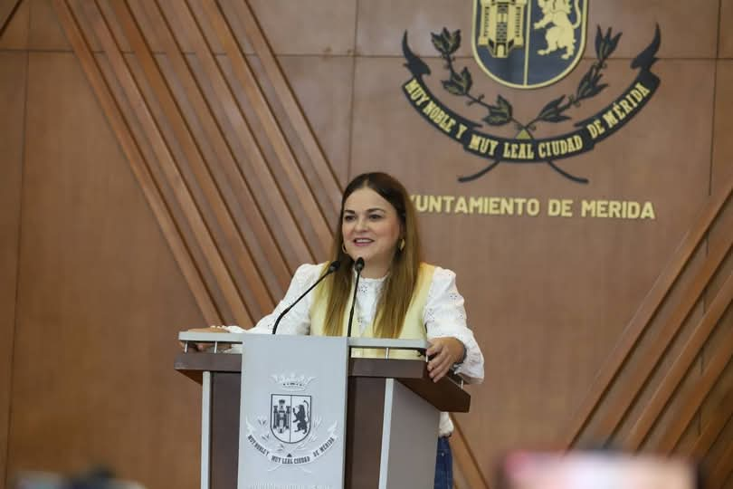 Presupuesto 2025 garantiza servicios públicos y apoyos a los meridanos: Cecilia Patrón