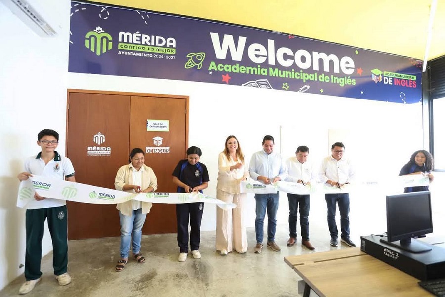 Cecilia Patrón entrega nuevas instalaciones en el sur de Mérida