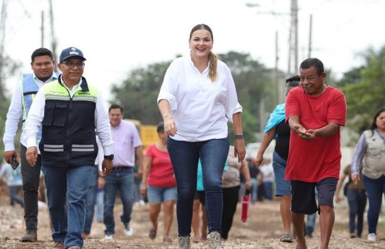 Supervisa Cecilia Patrón la jornada de repavimentación y construcción de calles nuevas