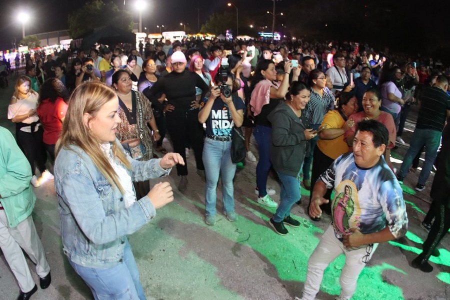 Cecilia Patrón baila al ritmo de Los Méndez: El Mérida Fest llega al sur de la ciudad