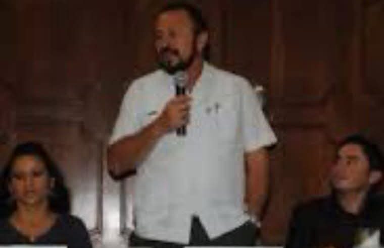 De la mano del Gobierno, empresario camionero va tras millonario negocio en Mérida