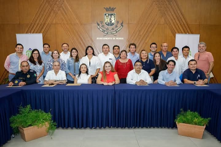 Cecilia Patrón instala el Consejo Consultivo de Protección a la Fauna de Mérida