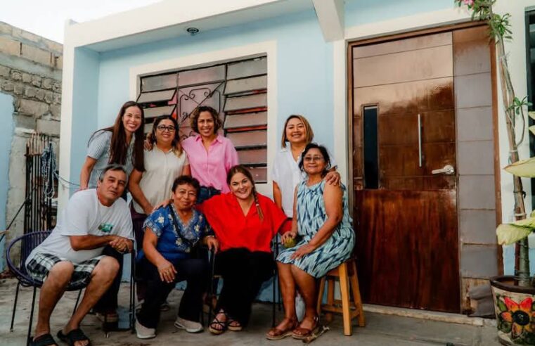Entrega Cecilia Patrón mejoras en viviendas de personas mayores del oriente de Mérida