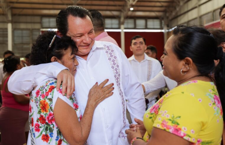 Siguen registros al programa Mujeres Renacimiento, está vez en Ticul y Tekit