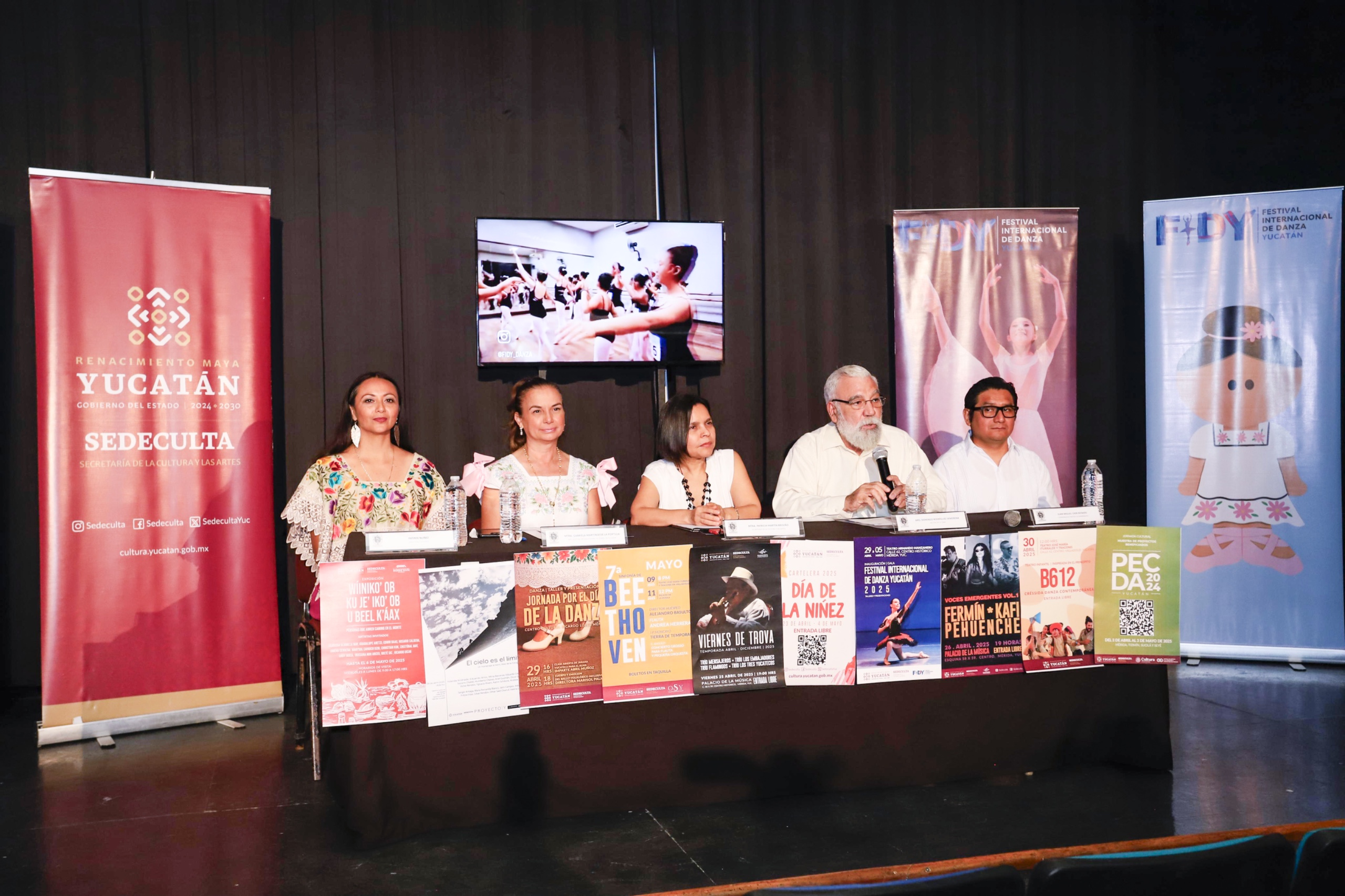 Mil jóvenes talentos y profesionales de danza en un encuentro por el arte en Yucatán 