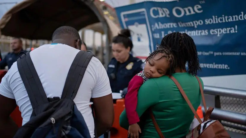 Trump ordena salir de E.U. a un millón de migrantes que usaron la aplicación de asilo CBP One