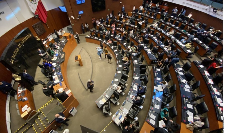 Senado aprueba como magistrados electorales por Yucatan a María Achach y Arturo Sandoval