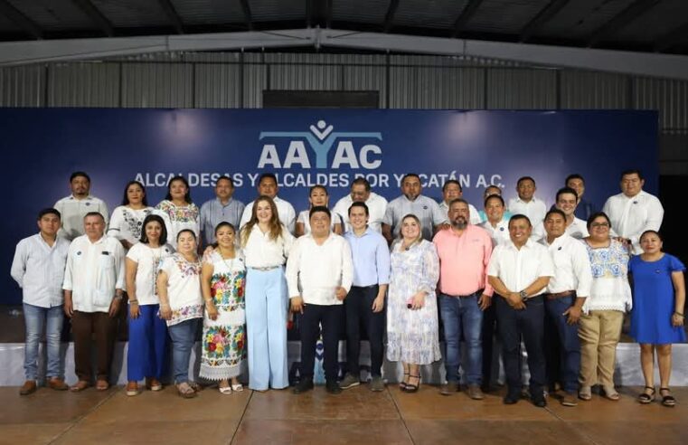 Ediles panistas presentan la asociación ‘Alcaldesas y Alcaldes por Yucatán