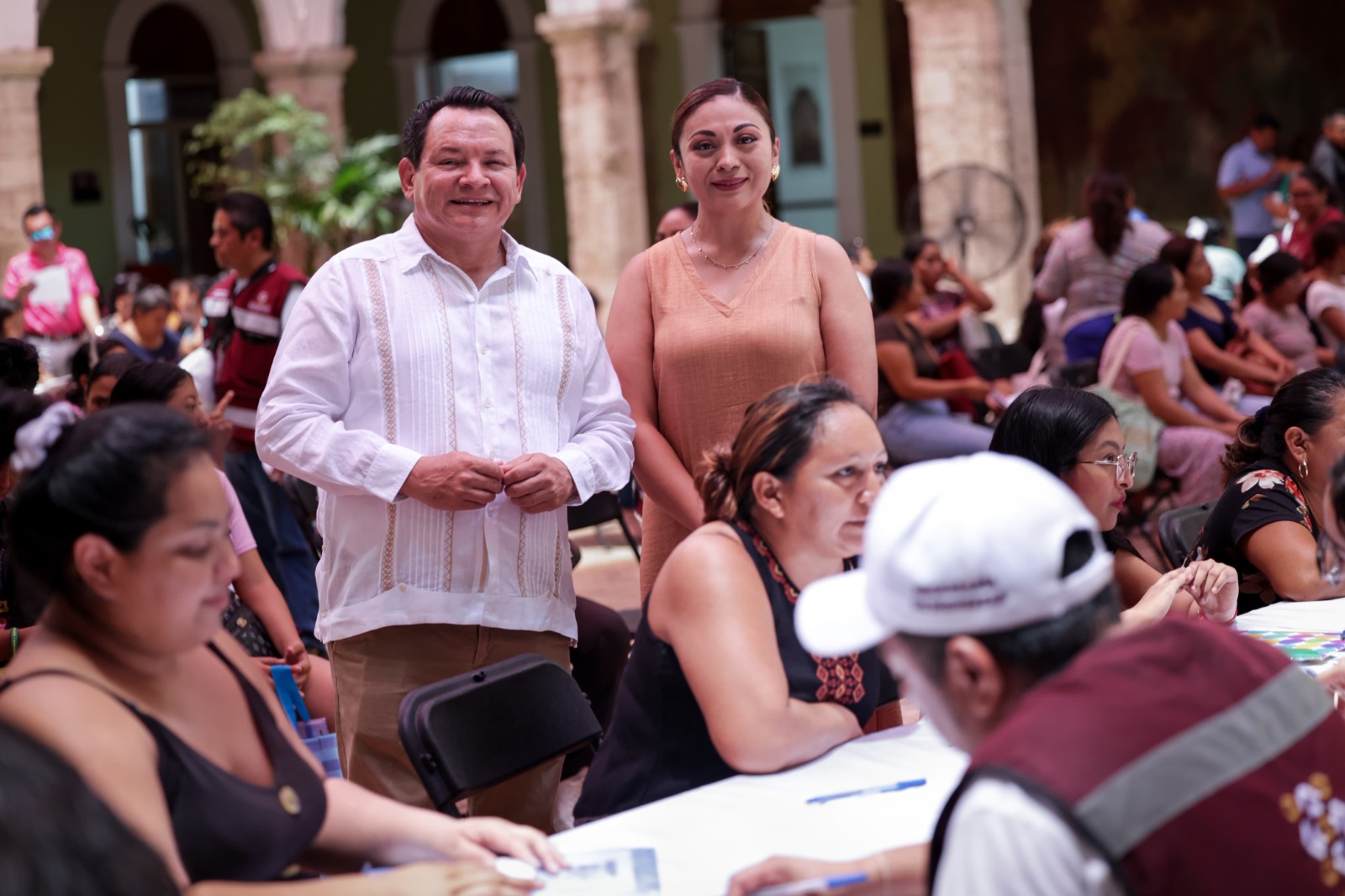 Gobierno de Yucatán atiende a casi 14 mil mujeres que luchan solas por sus hijos
