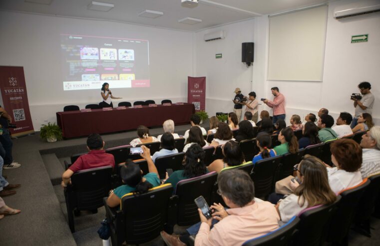 Jóvenes yucatecas concluyen curso sobre programación
