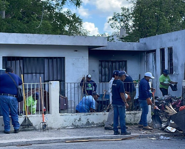 El Ayuntamiento de Mérida retira ocho toneladas de residuos en predio de la Carranza