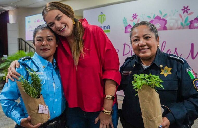 Cecilia Patrón celebra a las madres que protegen a los meridanos