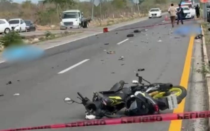Fallecen jóvenes maestros en accidente carretero