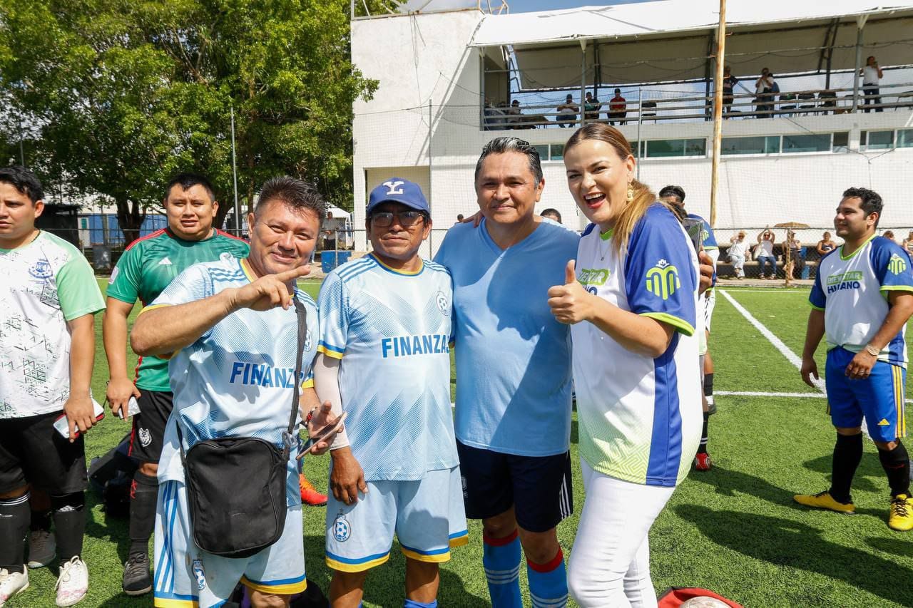 Cecilia Patrón festeja a los papás con torneo amistoso de fútbol