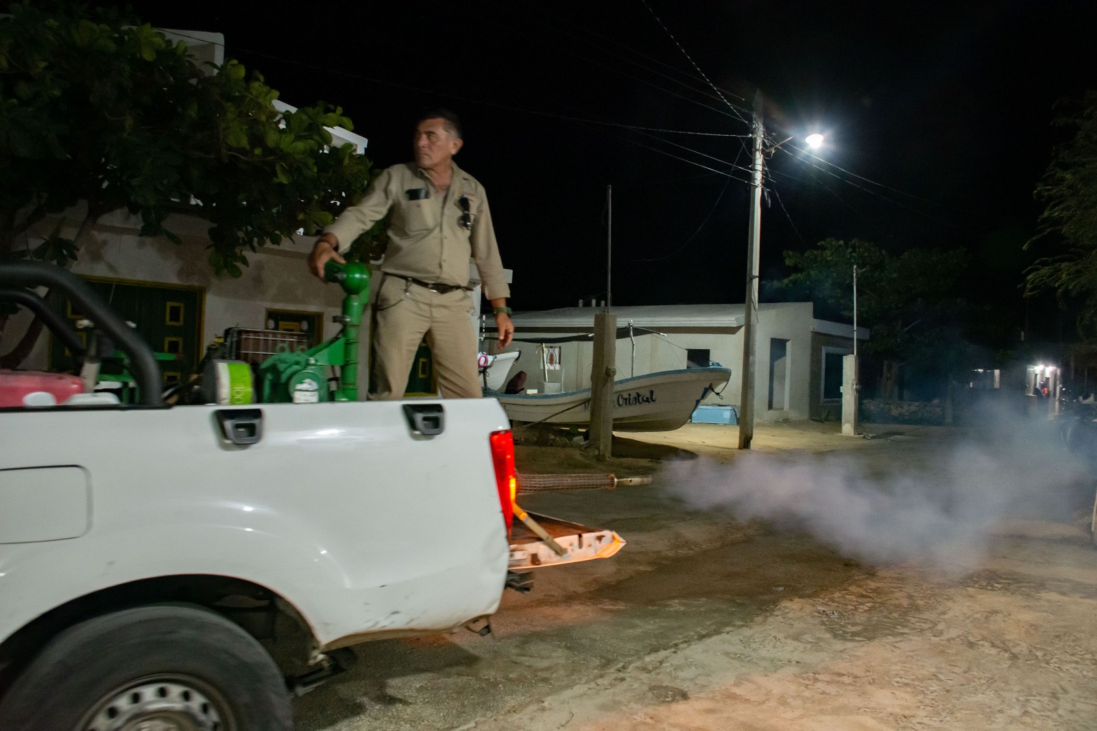 Yucatán elimina más de 110 toneladas de criaderos de moscos