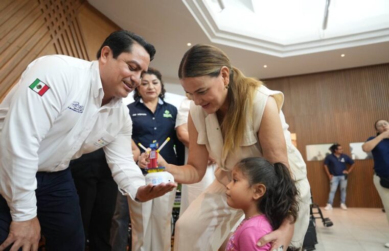 Ayuntamiento de Mérida recibe donativo de 40 sillas de ruedas