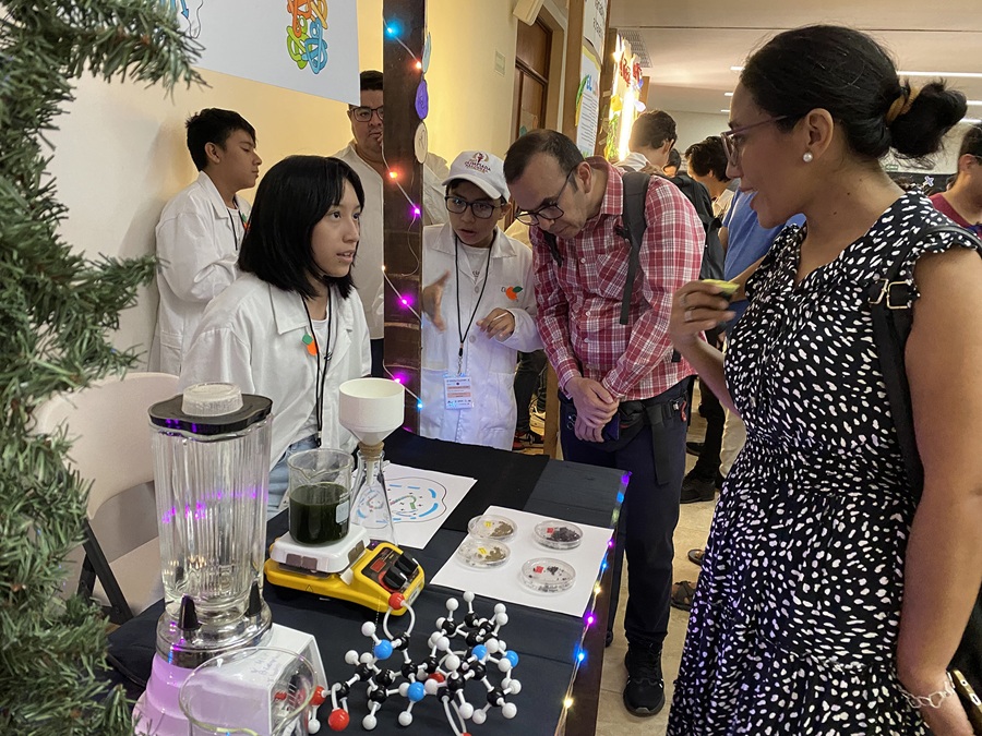 Con 12 proyectos de ciencia, clausuran Talento CICY modalidad secundaria