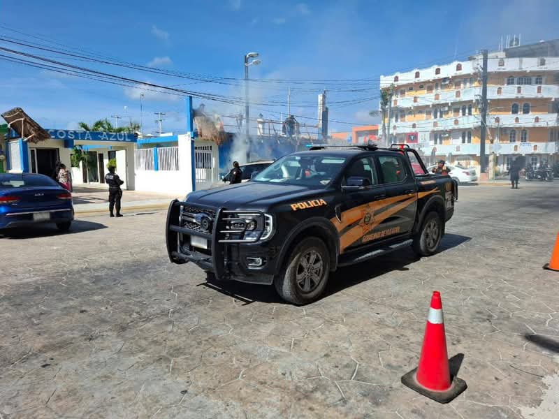 Incendio en hotel del malecón de Progreso
