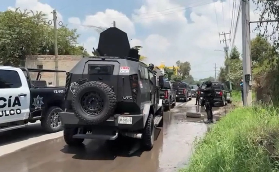 Sujeto asesina a sus hijos, ataca a policías y se mata