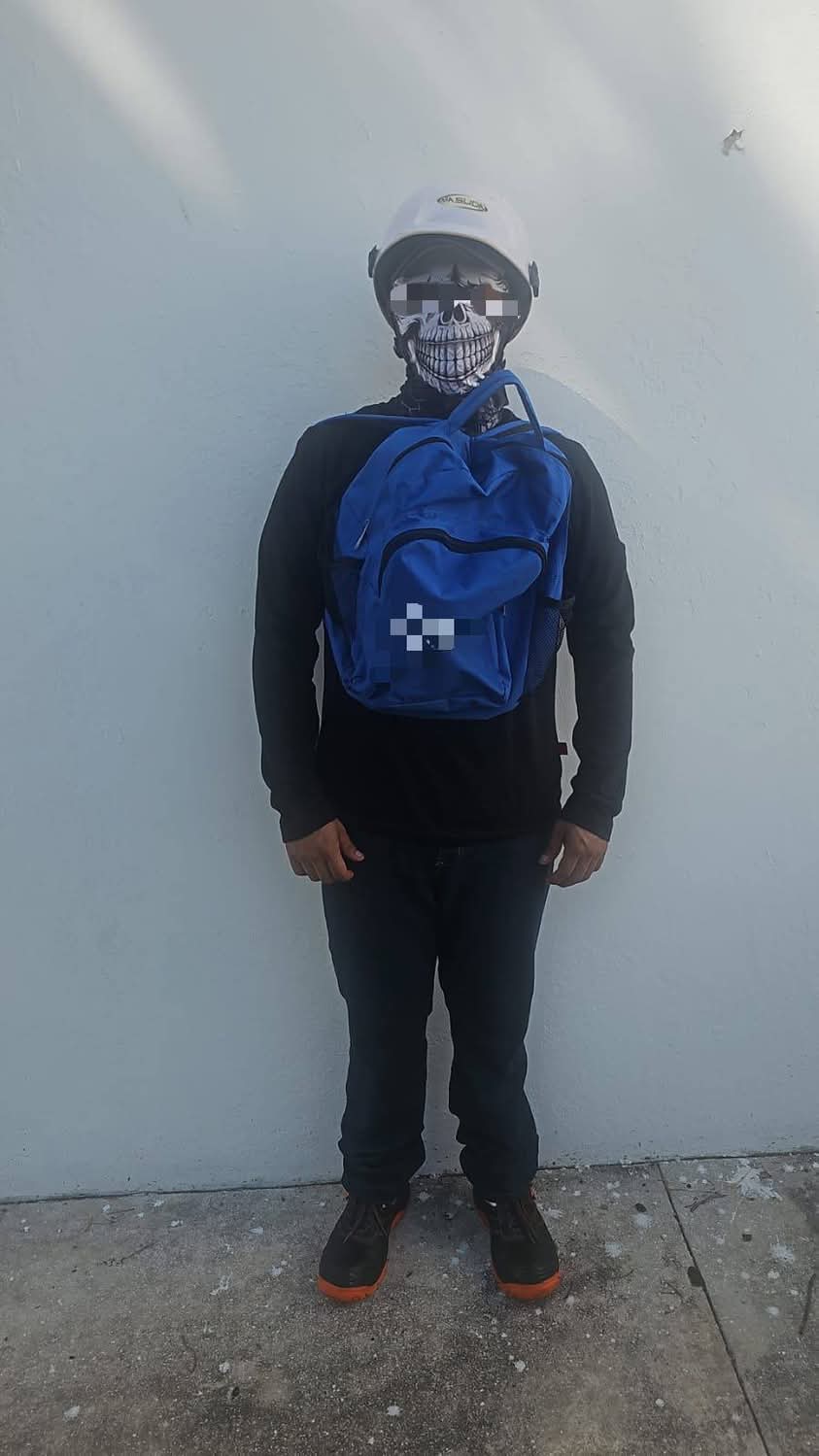 Tabasqueño quiso burlarse de la Policía yucateca asaltando disfrazándose de calavera