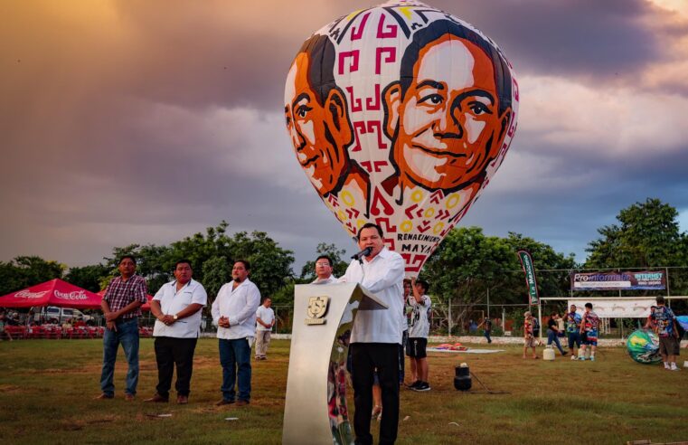 Tahmek se ilumina con globos de papel en su séptimo festival