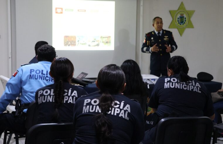 Agentes de la Policía Municipal de Mérida reciben capacitación en Seguridad Nacional