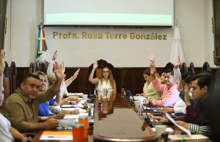 El Cabildo de Mérida designa a dos nuevos cronistas de la capital yucateca