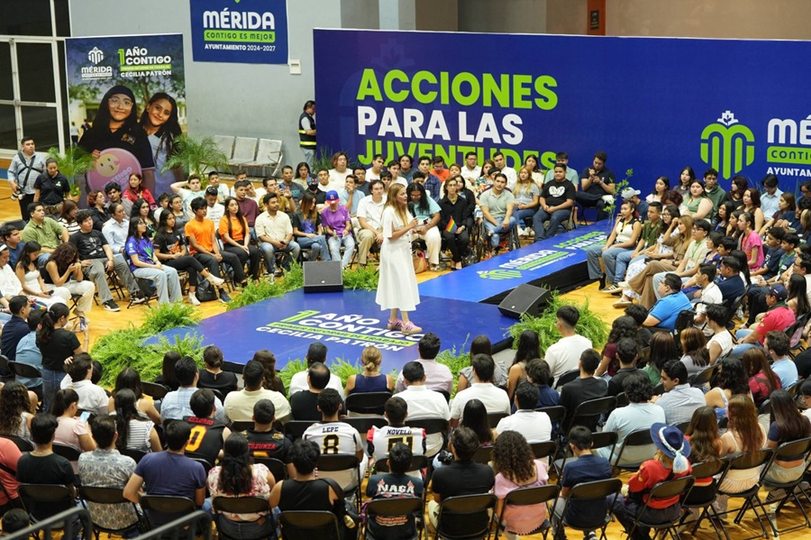 Presenta Cecilia Patrón acciones a favor de las juventudes meridanas