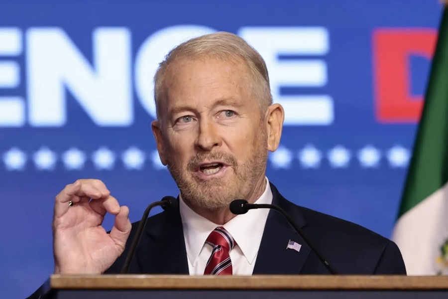 Los cárteles del narco “se están yendo a la quiebra”, dice el embajador de Estados Unidos