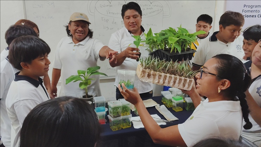 El CICY lleva a Seyé la Ruta de la ciencia