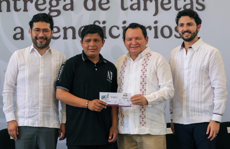 Inicia en Yucatán entrega de tarjetas del programa Jóvenes Construyendo el Futuro