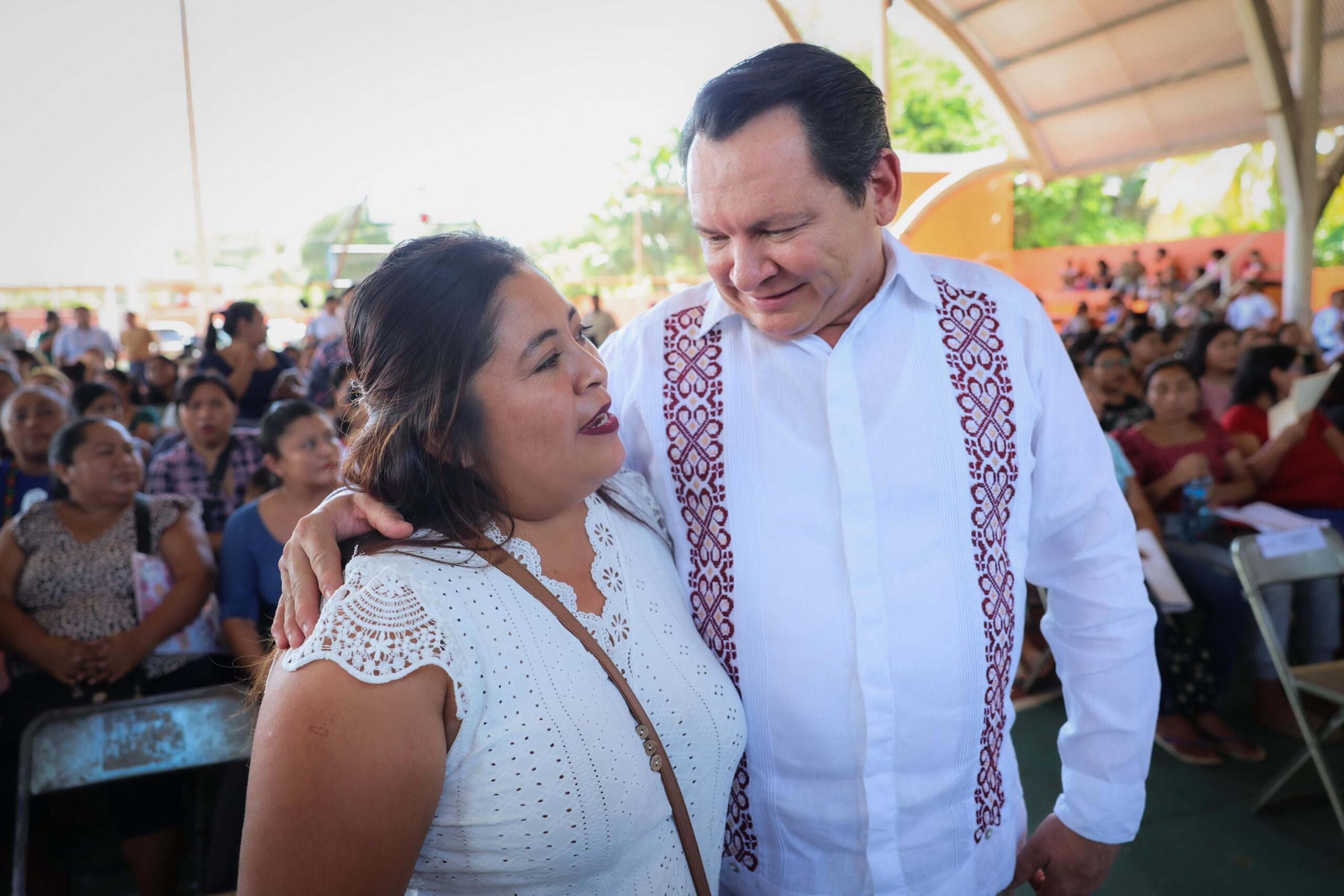 Tarjetas “Elvia Carrillo Puerto” llegan a Hunucmá y Maxcanú