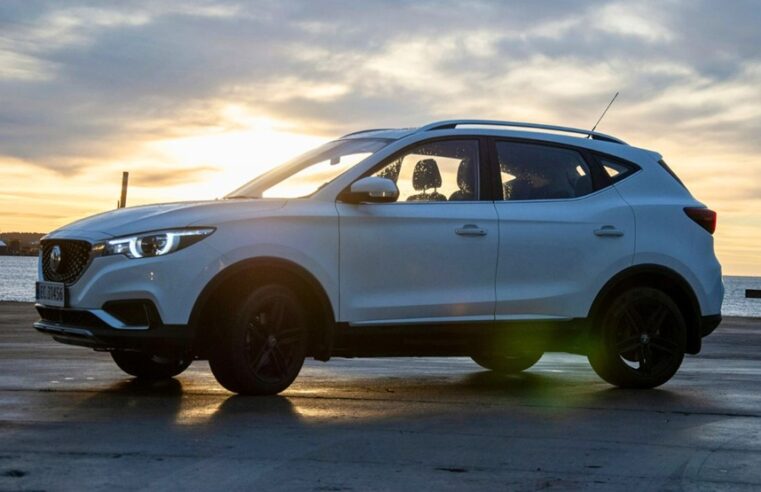 México aumentará a 50% los aranceles a los autos chinos