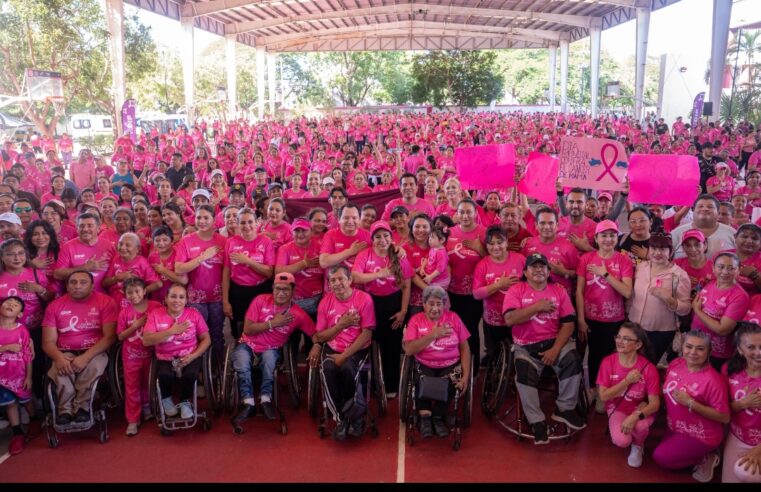 Más de 2 mil participantes en macroclase de activación física para prevenir cáncer de mama 