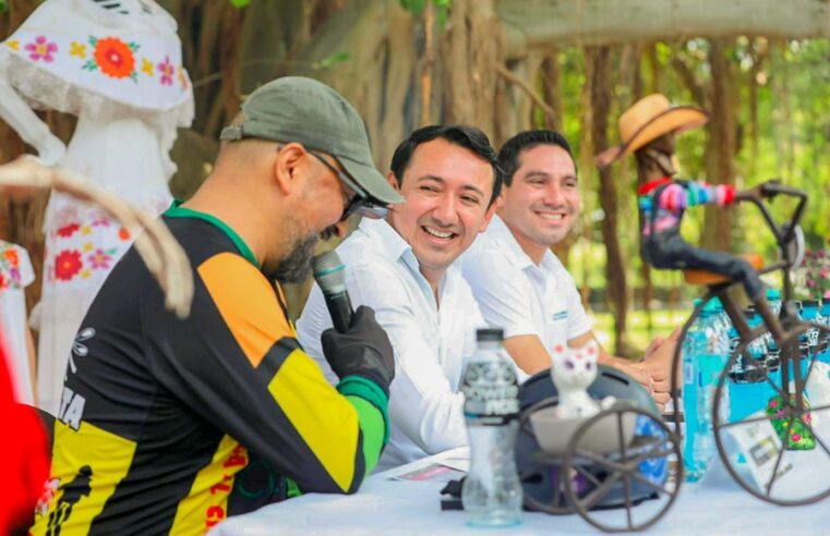 Con una rodada nocturna, Cecilia Patrón suma a ciclistas al Festival de las Ánimas 2025