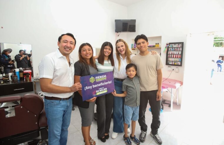 Crece el emprendimiento de las meridanas mediante los apoyos De Mujer a Mujer