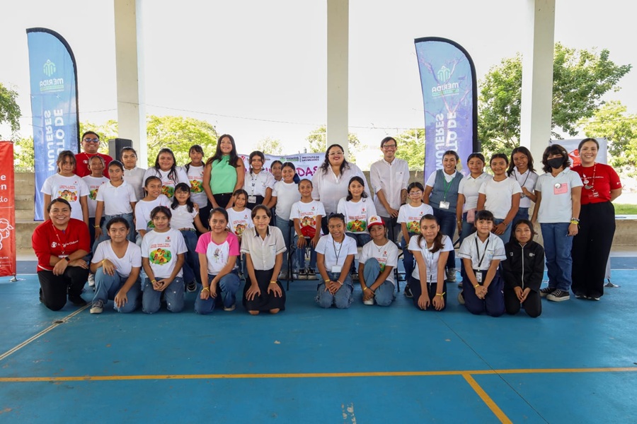Save the Children e Instituto de las Mujeres de Mérida realizan el primer foro Niñas Imparables