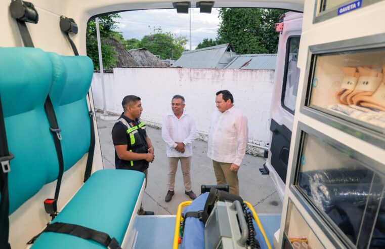 Con nuevas ambulancias , Gobierno de Yucatán fortalece la atención médica en el sur