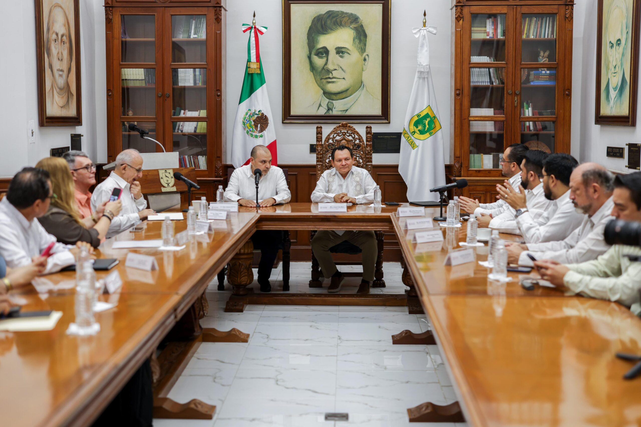 Gobierno de Yucatán e INAH fortalecen alianza para proteger patrimonio cultural
