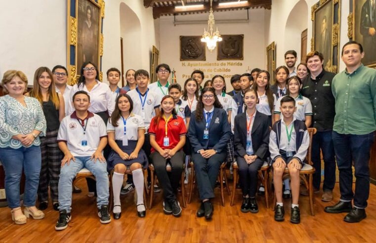 Juventud meridana impulsa la participación ciudadana en la Segunda Sesión del Cabildo Juvenil 2025
