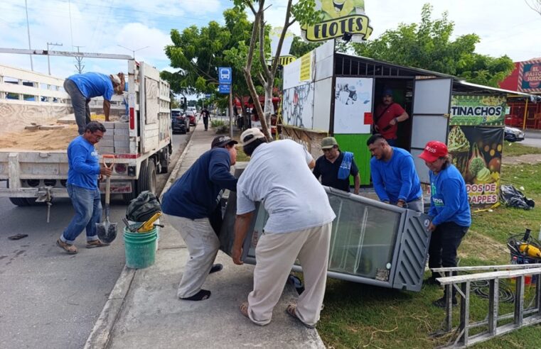 El Ayuntamiento retira cuatro puestos sin permiso en Polígono 108 y Altabrisa