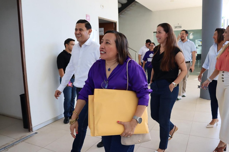 Ayuntamiento de Mérida presenta su propuesta de Ley de Ingresos ante el Congreso del Estado