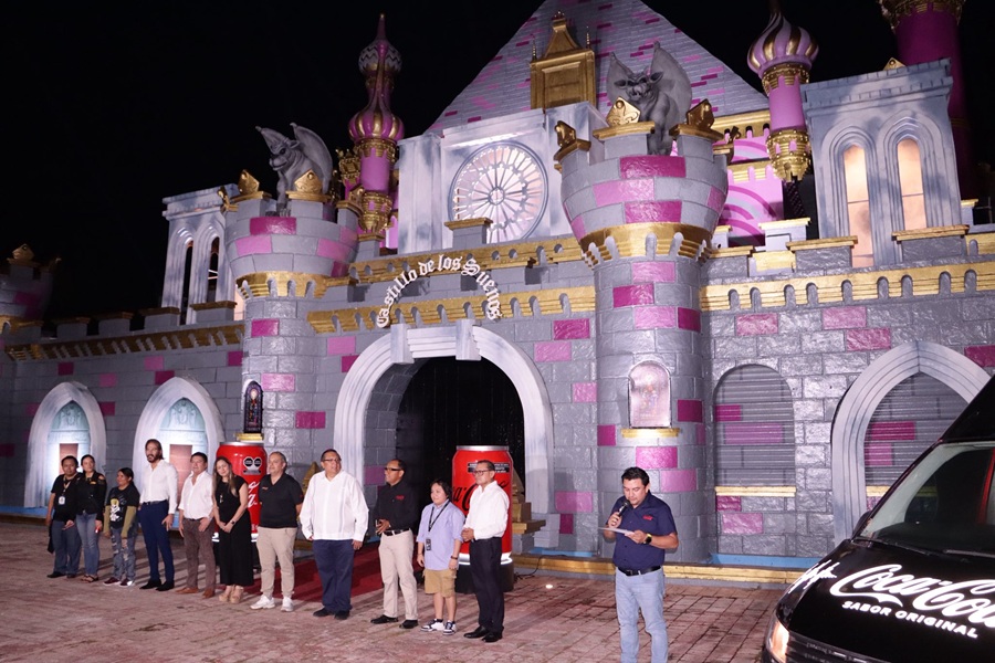 El Jorobado de Notre Dame llega al Castillo Coca Cola en Xmatkuil