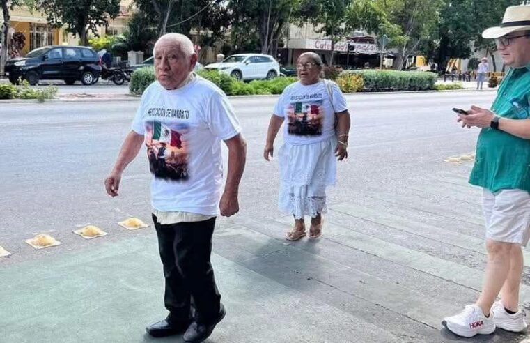 Fundador de Morena marchó contra Sheinbaum en Mérida, en la protesta de la Generación Z